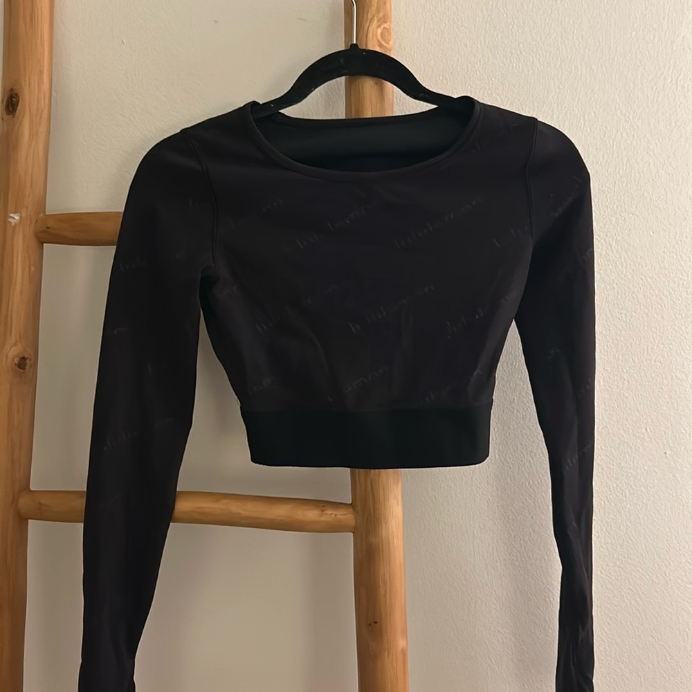 Lululemok tight black long sleeve